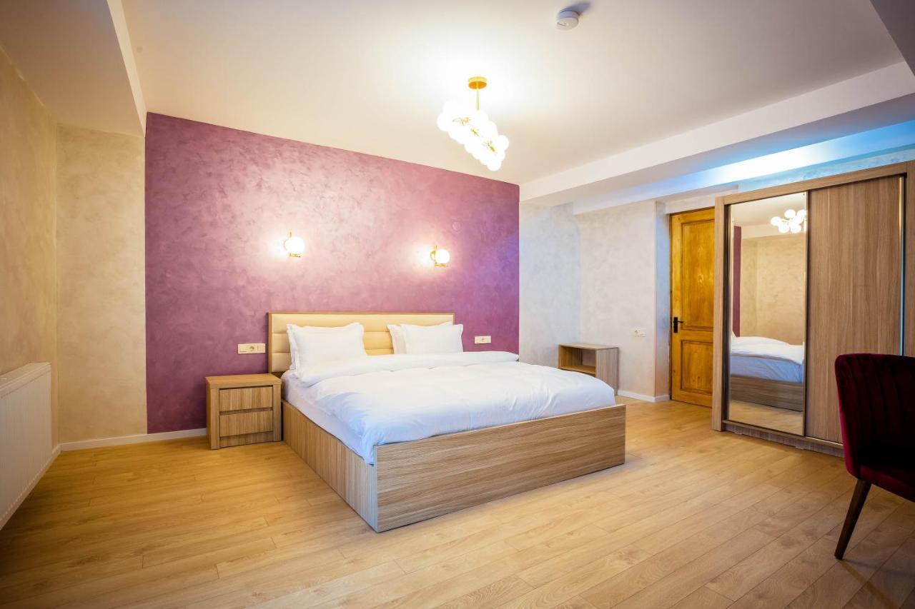 Hotel Mestia Inn Εξωτερικό φωτογραφία